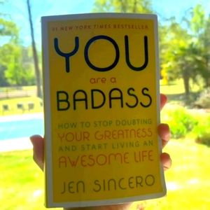 🚨 $5 w/Bundle 2+Items 🔥 Book You Are A Badass by Jen Cincero